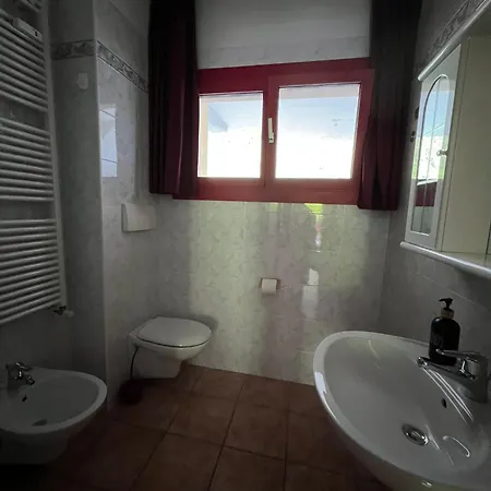 Apartment Accogliente Con Cucina E Divano Letto -