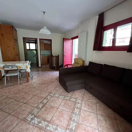 Accogliente Con Cucina E Divano Letto -